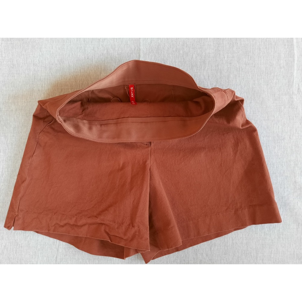 SPANX Women 8 Stretch‎ Fabric Active Sweat Outdoor Wicle Flare Athletic Short